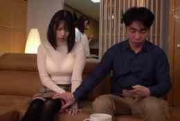 Thật khó lựa chọn giữa người yêu và em gái cô ấy khi cả 2 đều ngon